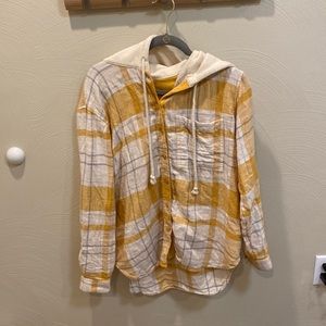 Yellow American Eagle flannel with hood - woman’s size Small